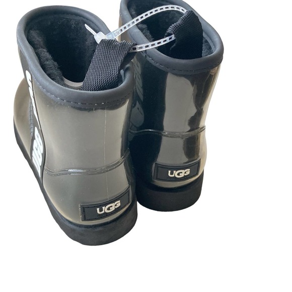 NWOT UGG Classic Clear Mini, Black, size 5 - Picture 6 of 12